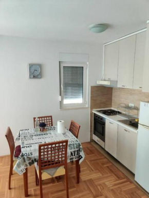 Bedroom apartment, Budva, Mainska ulica